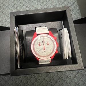 MoonSwatch Mars Rare 100% authentic